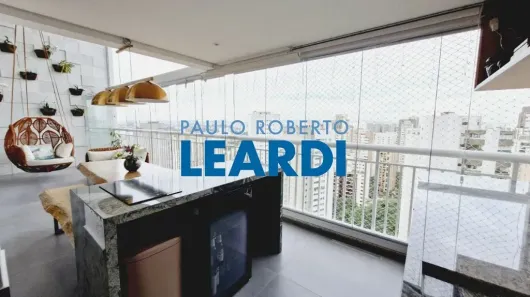 Apartamento com 3 Quartos à venda, 239m² no Vila Suzana, São Paulo