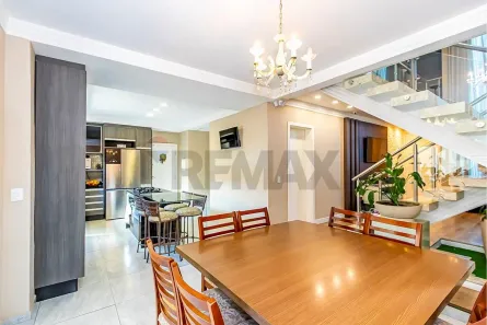 Sobrado com 3 Quartos à venda, 207m² no Jardim Paulista, Campina Grande do Sul