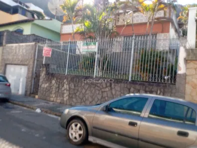 Casa com 3 Quartos à venda, 348m² no São Mateus, Juiz de Fora