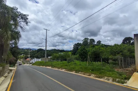 Lote/Terreno à venda, 700m² no Colônia Faria, Colombo