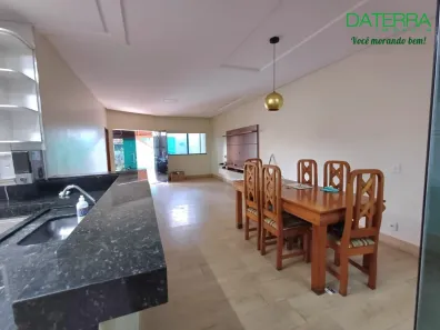 Casa com 3 Quartos à venda, 120m² no Vila Nossa Senhora Aparecida, Goiânia