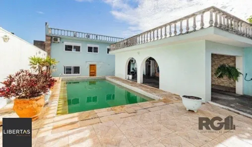 Casa com 4 Quartos à venda, 141m² no Chácara das Pedras, Porto Alegre