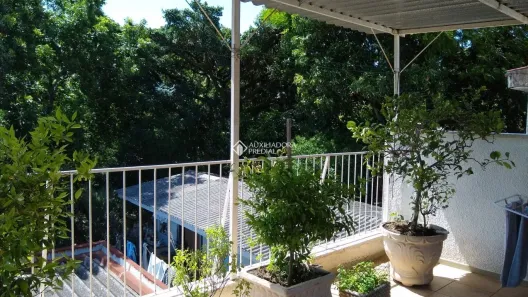 Casa com 3 Quartos à venda, 236m² no Medianeira, Porto Alegre