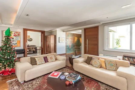 Casa com 3 Quartos à venda, 547m² no Vila Assunção, Porto Alegre