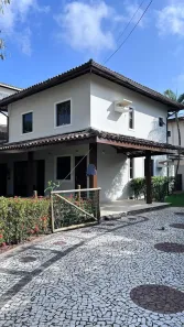 Casa de Condomínio com 3 Quartos para alugar, 170m² no Buraquinho, Lauro de Freitas