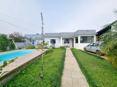 Casa com 3 Quartos à venda, 150m² no Torres, Torres