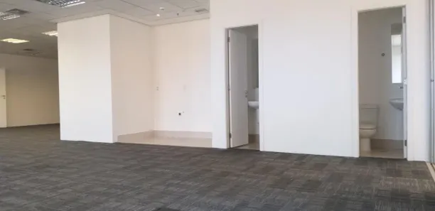 Sala Comercial para alugar, 229m² no Indianópolis, São Paulo