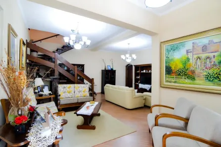 Casa com 3 Quartos para alugar, 350m² no Vila Galvão, Guarulhos
