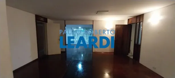Casa com 3 Quartos para venda ou aluguel, 350m² no Vila Mariana, São Paulo