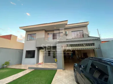 Sobrado com 3 Quartos à venda, 224m² no Esmeralda, Cascavel