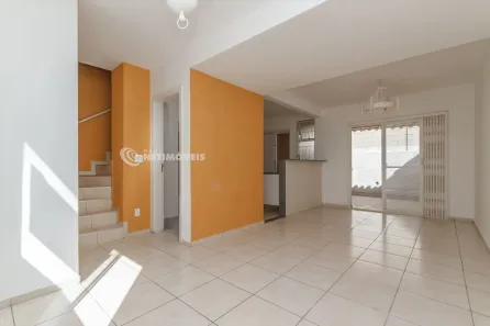 Casa de Condomínio com 3 Quartos para alugar, 102m² no Cabral, Contagem