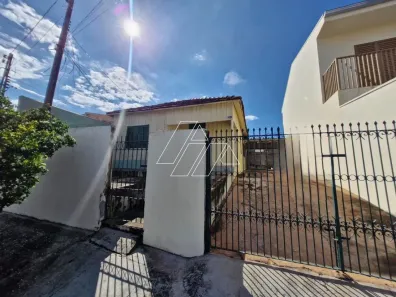 Casa com 3 Quartos para alugar, 90m² no Betel, Marília