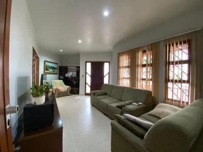 Casa com 3 Quartos à venda, 235m² no Tabajaras, Uberlândia