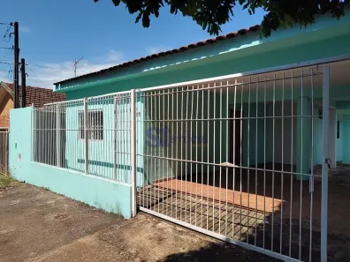 Casa com 2 Quartos à venda, 225m² no Jardim América (Vila Xavier), Araraquara