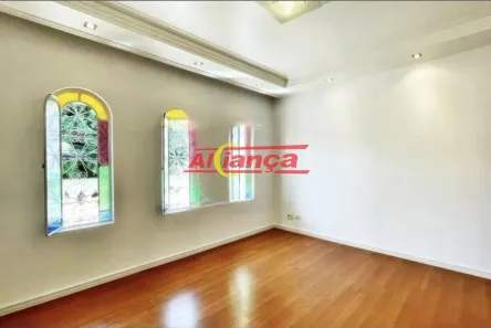 Sobrado com 3 Quartos à venda, 181m² no Jardim Santa Mena, Guarulhos