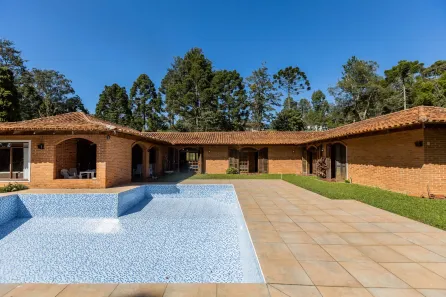 Fazenda/Sítio com 6 Quartos à venda, 72600m² no Maracanã, Colombo