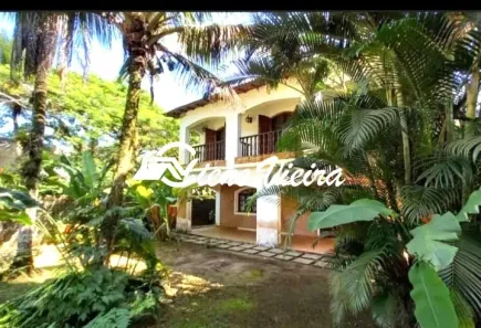Sobrado com 3 Quartos à venda, 763m² no Perequê Mirim, Ubatuba