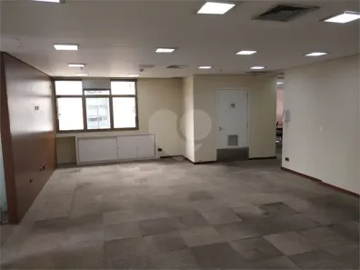 Sala Comercial para venda ou aluguel, 110m² no Vila Olímpia, São Paulo