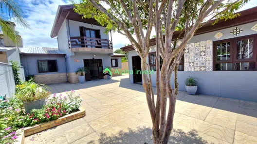 Sobrado com 3 Quartos à venda, 270m² no São Luís, Nova Santa Rita