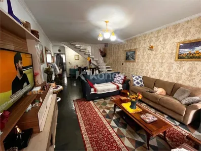 Sobrado com 3 Quartos à venda, 160m² no Vila Paulicéia, São Paulo