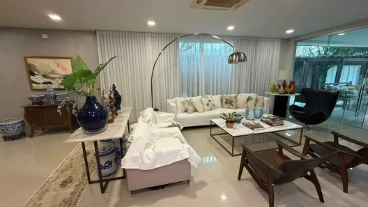 Casa com 4 Quartos para alugar, 620m² no Pontal de Camburi, Vitória