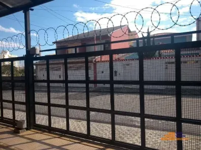 Casa com 4 Quartos para alugar, 350m² no Loteamento Residencial e Comercial Bosque Flamboyant, Taubaté