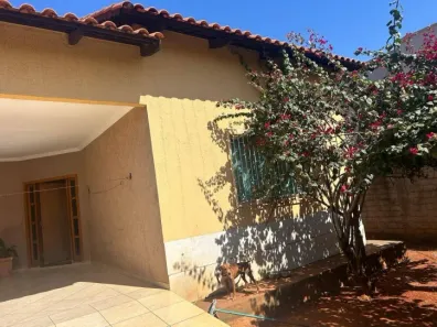 Casa com 3 Quartos à venda, 140m² no Setor Faiçalville, Goiânia