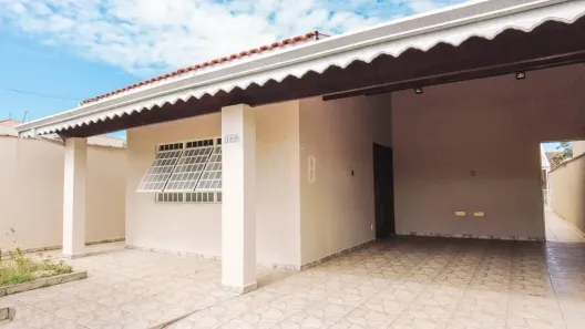 Casa com 3 Quartos à venda, 247m² no Jardim Santa Thereza, Botucatu