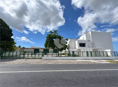 à venda, 2285m² no Barro Duro, Maceió