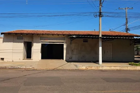 Casa com 2 Quartos para alugar, 229m² no Centro, Três Lagoas
