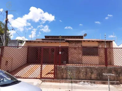 Casa com 3 Quartos à venda, 200m² no Pacaembu, Londrina
