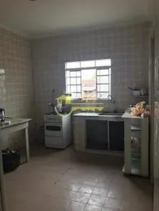 Casa com 3 Quartos à venda, 159m² no Vila Aeroporto, Campinas