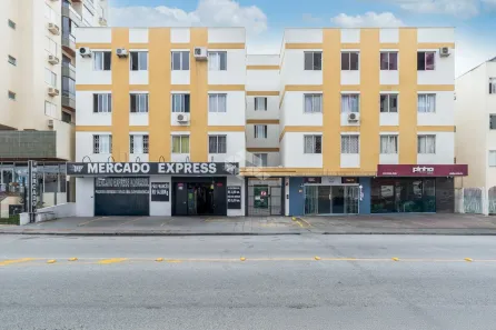 Apartamento com 2 Quartos à venda, 55m² no Kobrasol, São José