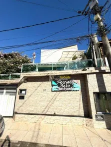 Sobrado com 3 Quartos para alugar, 120m² no Alto Cajueiros, Macaé
