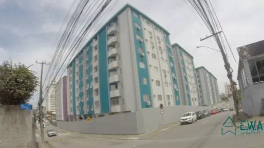 Apartamento com 2 Quartos para alugar, 60m² no Barreiros, São José