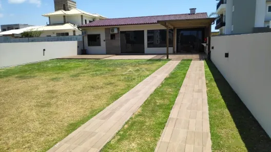 Casa com 2 Quartos à venda, 70m² no Village, Imbituba