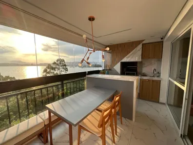 Apartamento com 3 Quartos à venda, 140m² no Abraão, Florianópolis