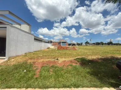 Lote/Terreno à venda, 250m² no Residencial Samambaia, São Carlos