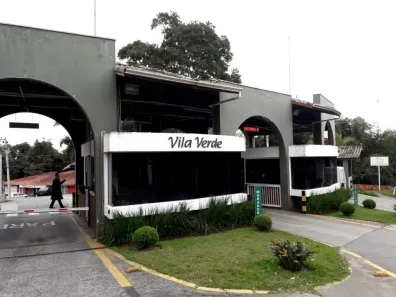 Casa de Condomínio com 3 Quartos para alugar, 200m² no Transurb, Itapevi