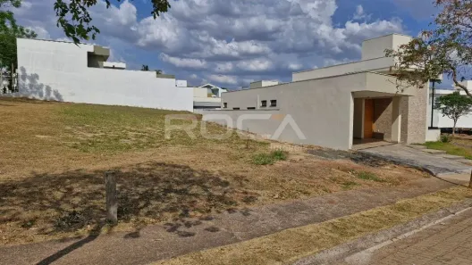 Lote/Terreno à venda, 284m² no Parque Sisi, São Carlos