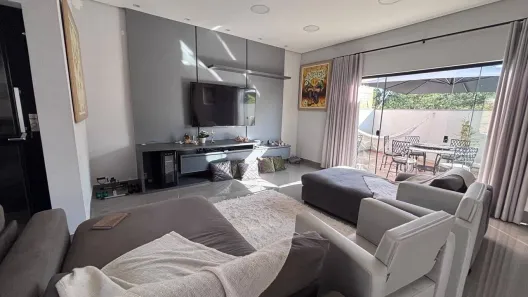 Casa com 3 Quartos à venda, 214m² no Parque Centenário, Jundiaí