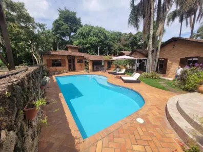 Casa de Condomínio com 3 Quartos à venda, 370m² no Cumbari, Mairiporã