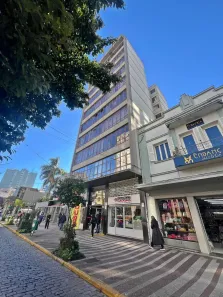 Sala Comercial para alugar, 38m² no Centro, Caxias do Sul