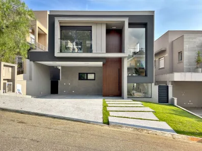 Sobrado com 4 Quartos à venda, 350m² no Alphaville, Santana de Parnaíba