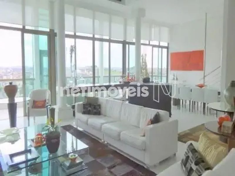 Casa com 4 quartos — Estoril, Belo Horizonte