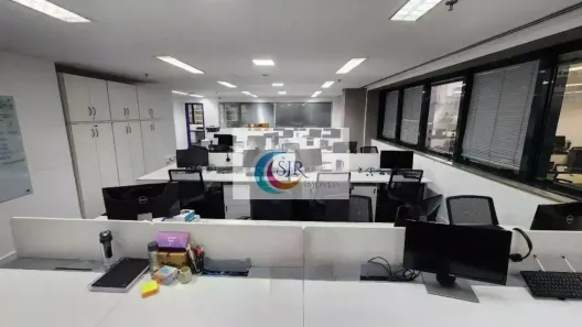 Sala Comercial para alugar, 428m² no Vila Olímpia, São Paulo