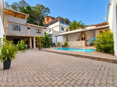 Casa com 5 Quartos à venda, 271m² no Marumbi, Juiz de Fora