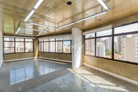 Sala Comercial à venda, 140m² no Santo Amaro, São Paulo