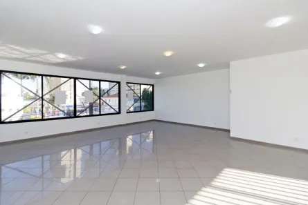 Sala Comercial para alugar, 77m² no Centro, Curitiba