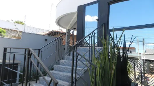 Imóvel Comercial com 3 Quartos para alugar, 220m² no Vila Carvalho, Sorocaba